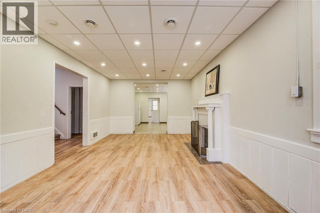 19 Schneider Avenue, Kitchener, Ontario  N2G 1K7 - Photo 5 - 40789168