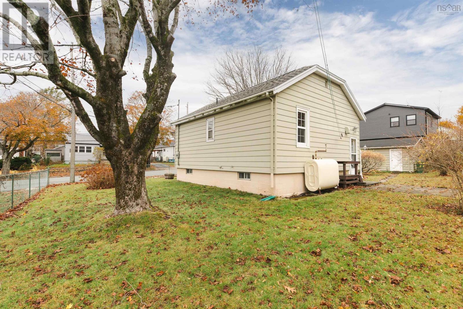 48 Woodland Avenue, Dartmouth, Nova Scotia  B3A 3J8 - Photo 28 - 202528057