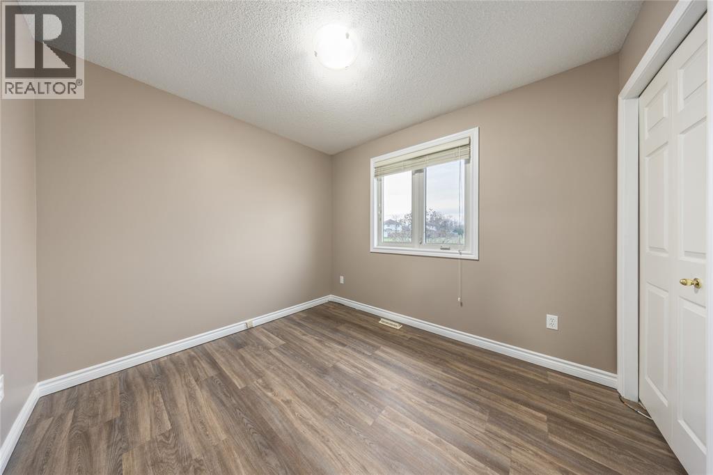 1557 Afton Court, Sarnia, Ontario  N7S 5Y3 - Photo 19 - 25029082