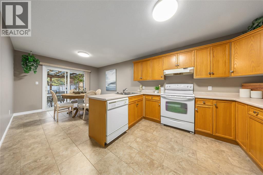 1557 Afton Court, Sarnia, Ontario  N7S 5Y3 - Photo 22 - 25029082