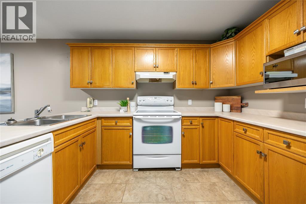 1557 Afton Court, Sarnia, Ontario  N7S 5Y3 - Photo 23 - 25029082