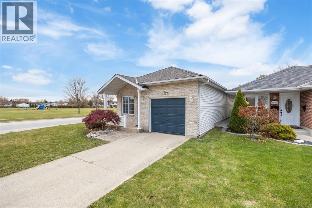 1557 Afton Court, Sarnia, Ontario  N7S 5Y3 - Photo 3 - 25029082