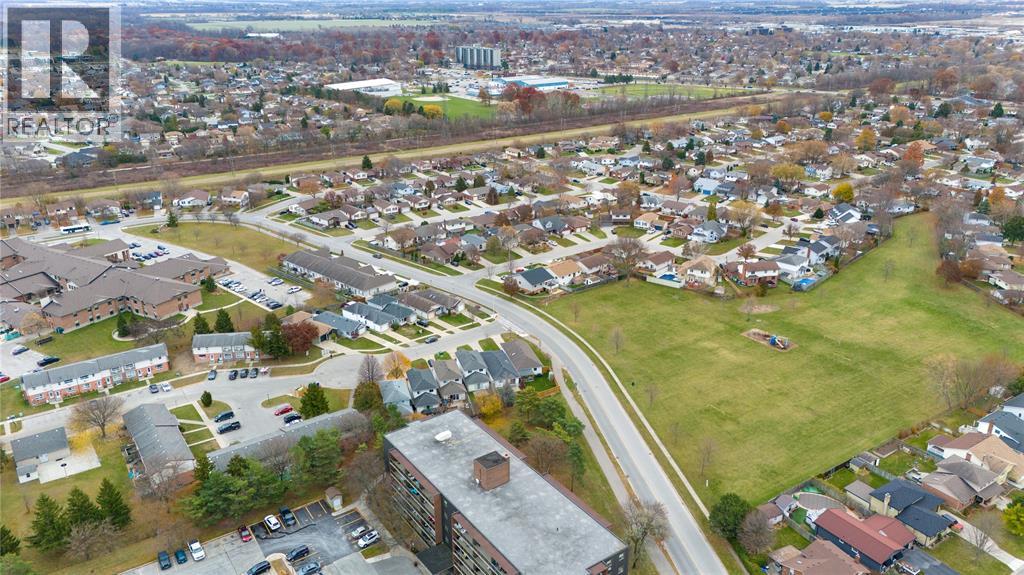 1557 Afton Court, Sarnia, Ontario  N7S 5Y3 - Photo 37 - 25029082