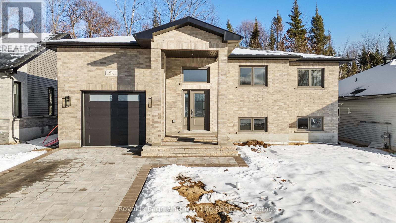 134 ANDREW AVENUE, North Bay, Ontario