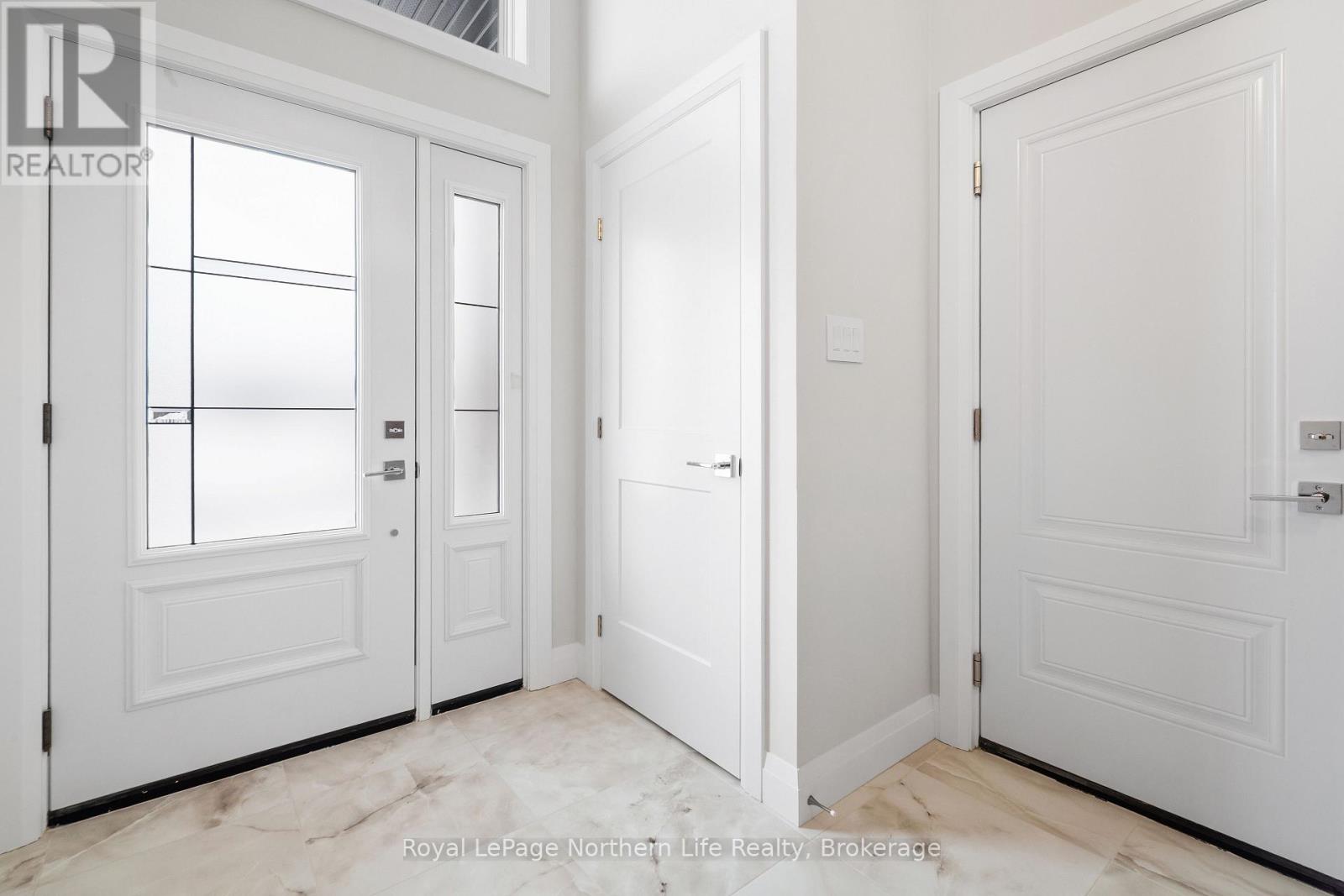 134 Andrew Avenue, North Bay, Ontario  P1B 0G8 - Photo 4 - X12558096