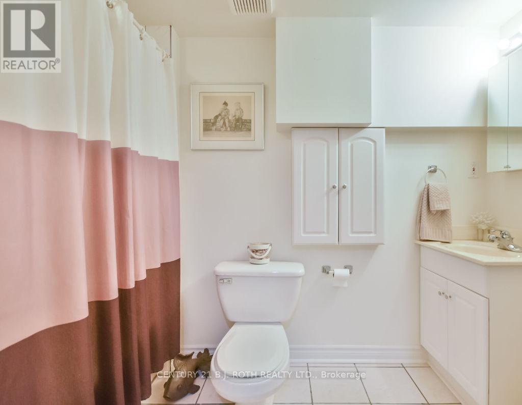 924 Vicrol Drive, Innisfil, Ontario L9S 1V4 - Photo 21 - N12557758