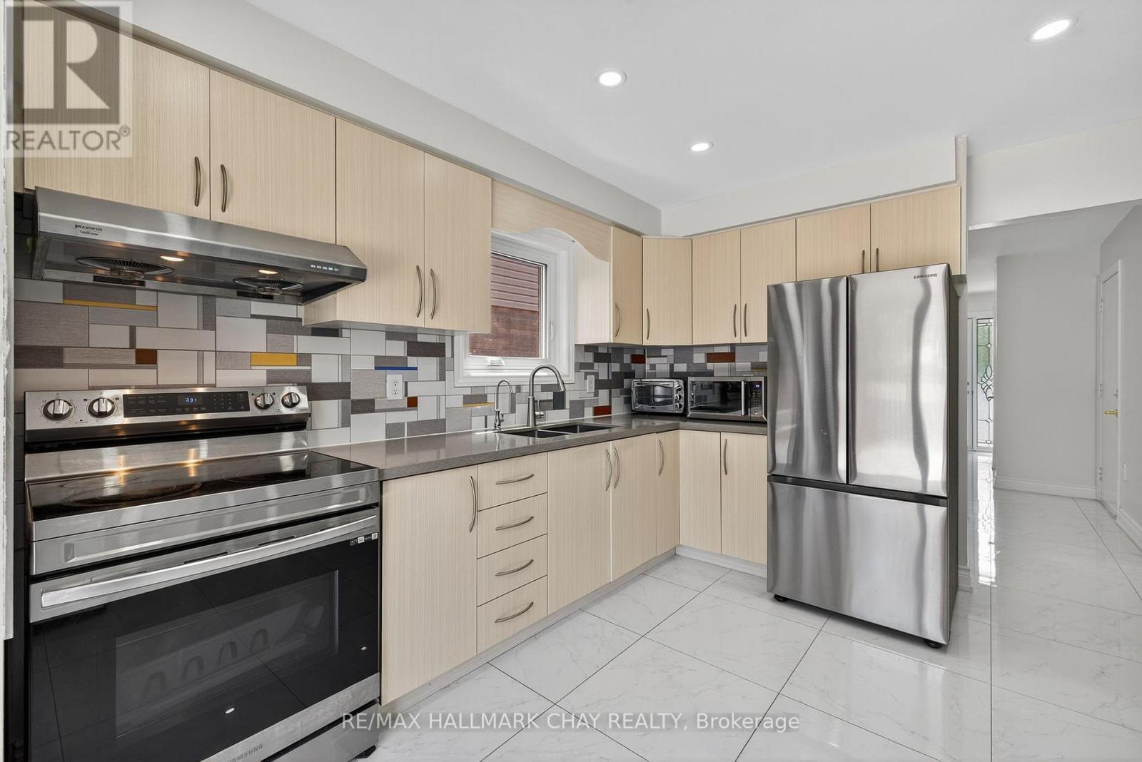 49 Mcknight Crescent, New Tecumseth, Ontario  L0G 1W0 - Photo 12 - N12557794