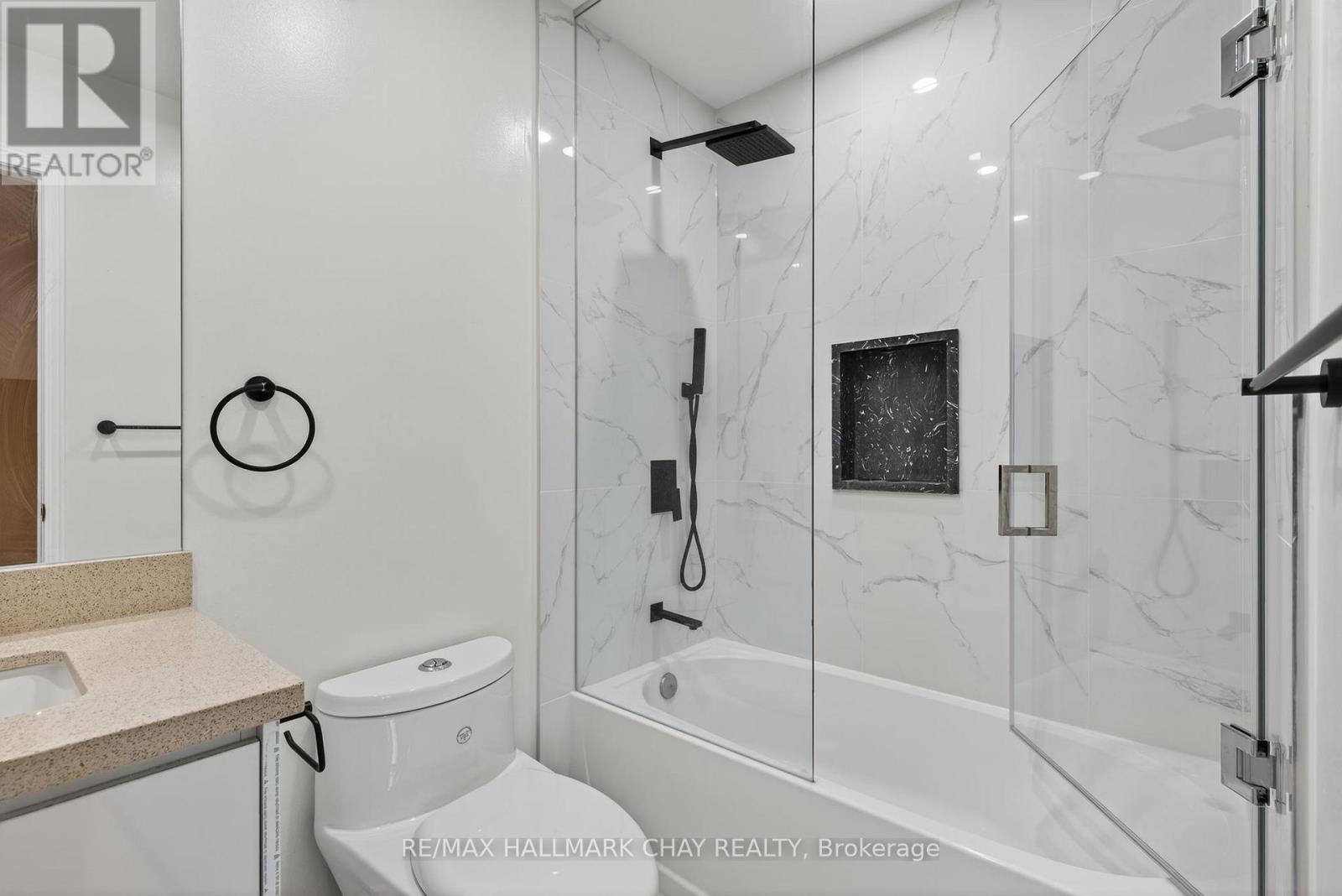 49 Mcknight Crescent, New Tecumseth, Ontario  L0G 1W0 - Photo 19 - N12557794