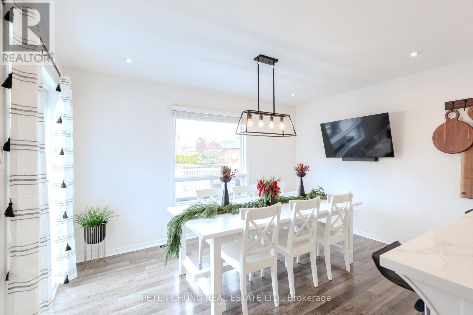 7 Veseli Court, Bradford West Gwillimbury, Ontario  L3Z 3C3 - Photo 12 - N12557802