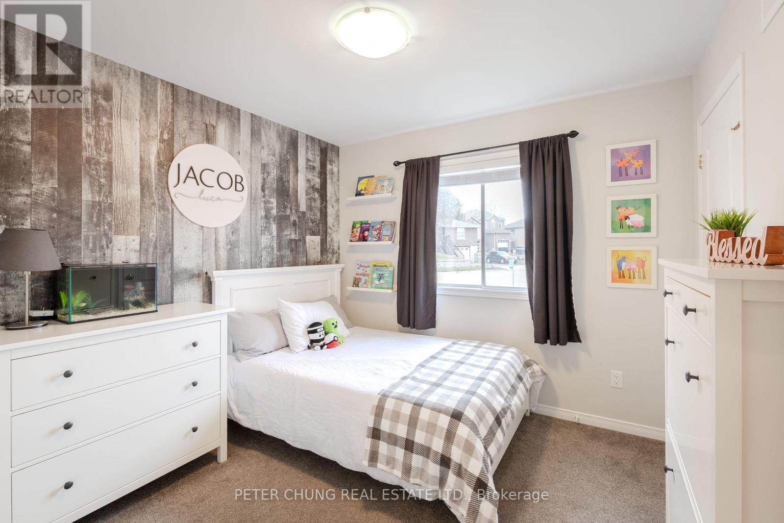 7 Veseli Court, Bradford West Gwillimbury, Ontario  L3Z 3C3 - Photo 23 - N12557802