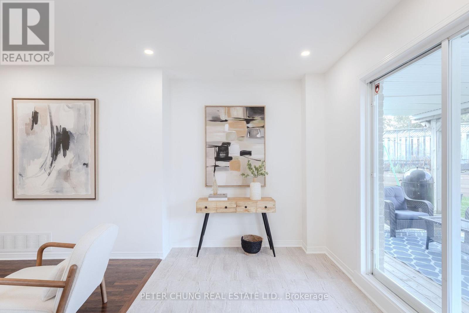 7 Veseli Court, Bradford West Gwillimbury, Ontario  L3Z 3C3 - Photo 34 - N12557802