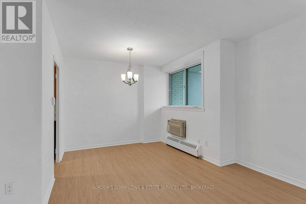 205 - 1 Mowat Avenue, Kingston, Ontario  K7M 1J8 - Photo 12 - X12557884