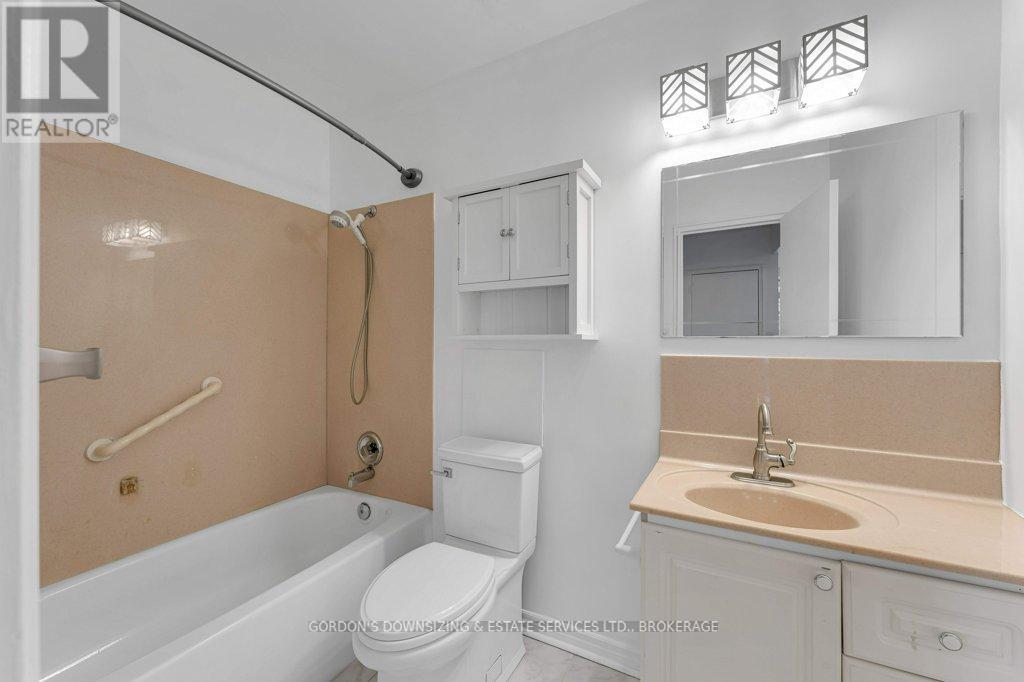 205 - 1 Mowat Avenue, Kingston, Ontario  K7M 1J8 - Photo 21 - X12557884