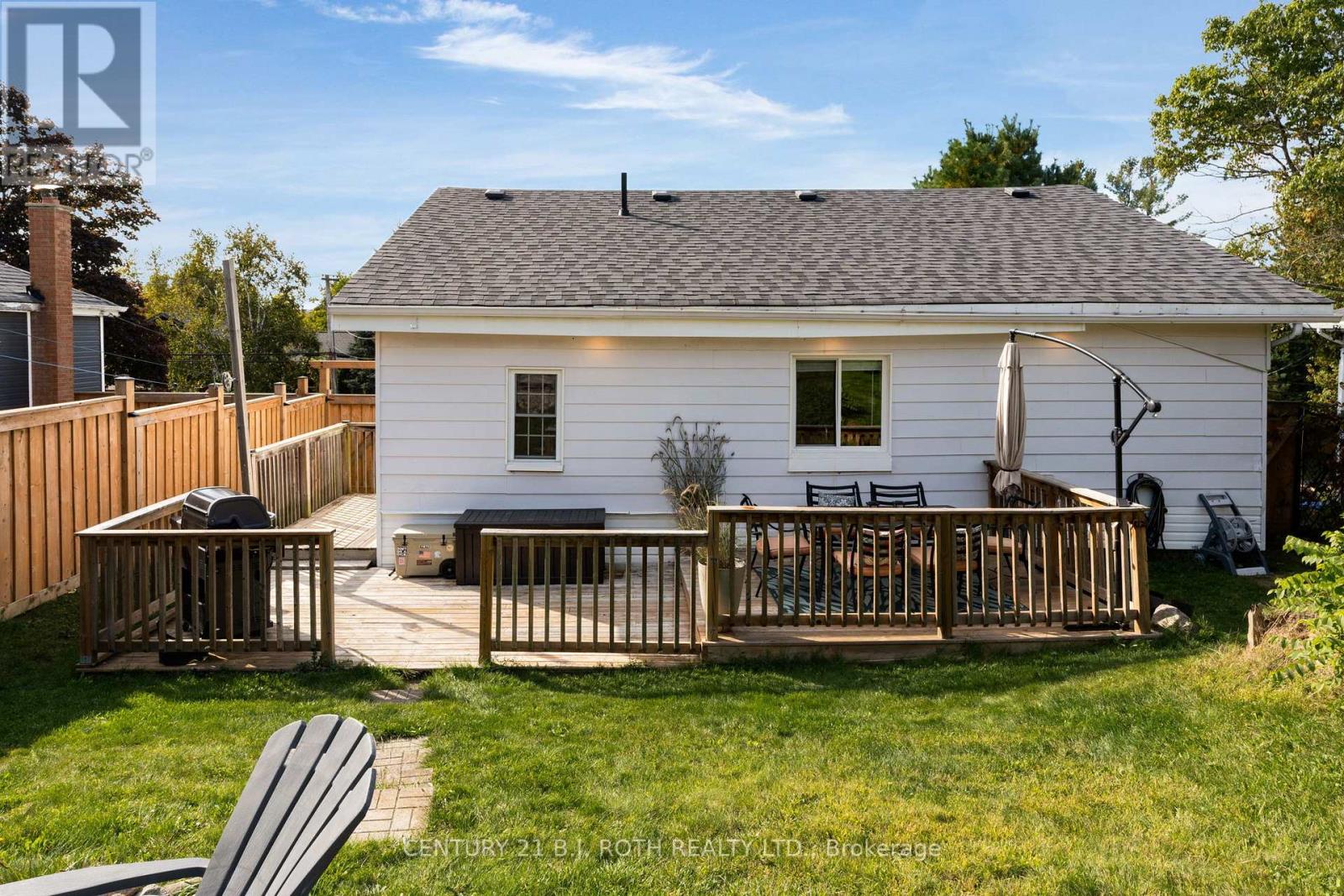 249 Church Street, Penetanguishene, Ontario  L9M 1G6 - Photo 24 - S12557782