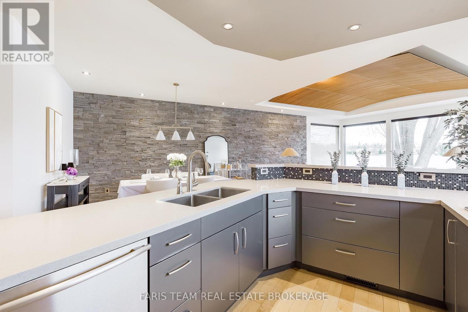 183 Cedar Island Road, Orillia, Ontario  L3V 1T2 - Photo 11 - S12557800