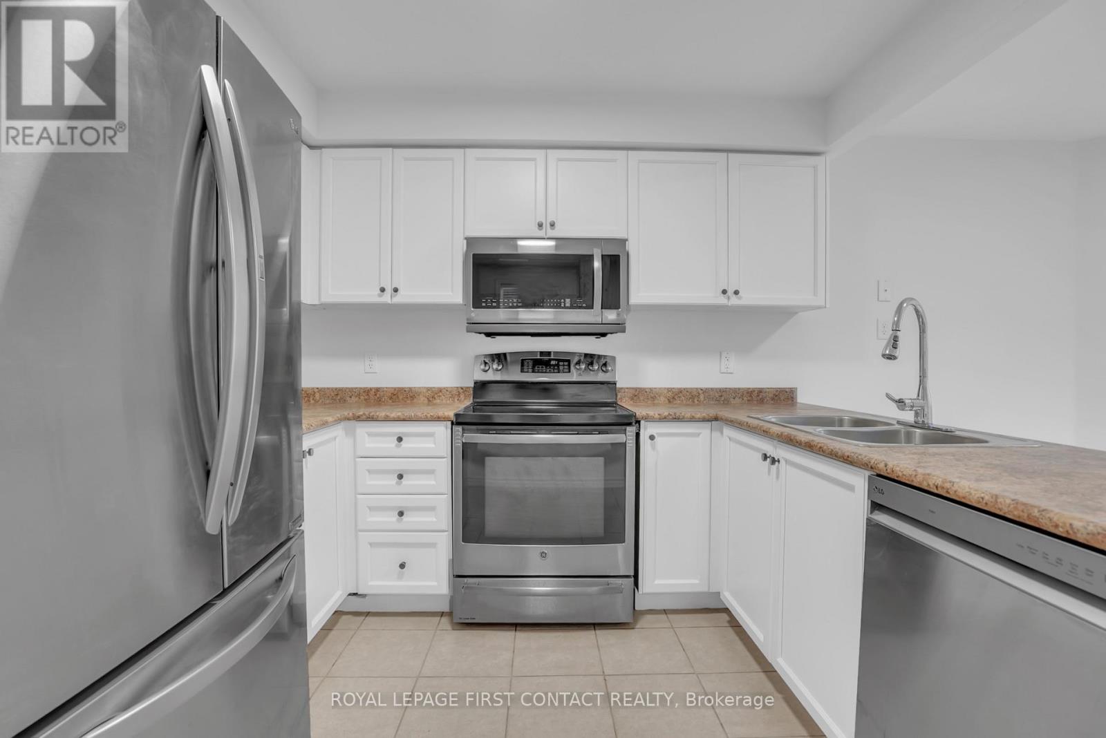 79 Sproule Drive, Barrie, Ontario  L4N 0X5 - Photo 11 - S12557828