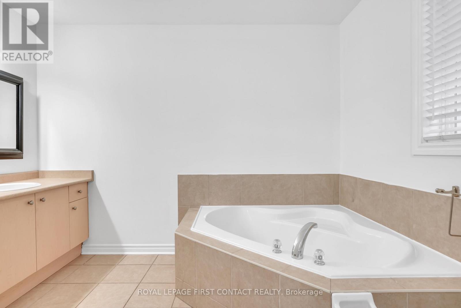 79 Sproule Drive, Barrie, Ontario  L4N 0X5 - Photo 22 - S12557828