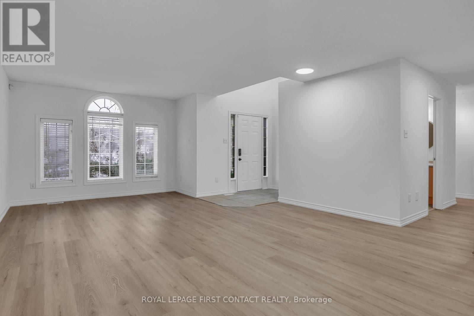 79 Sproule Drive, Barrie, Ontario  L4N 0X5 - Photo 8 - S12557828