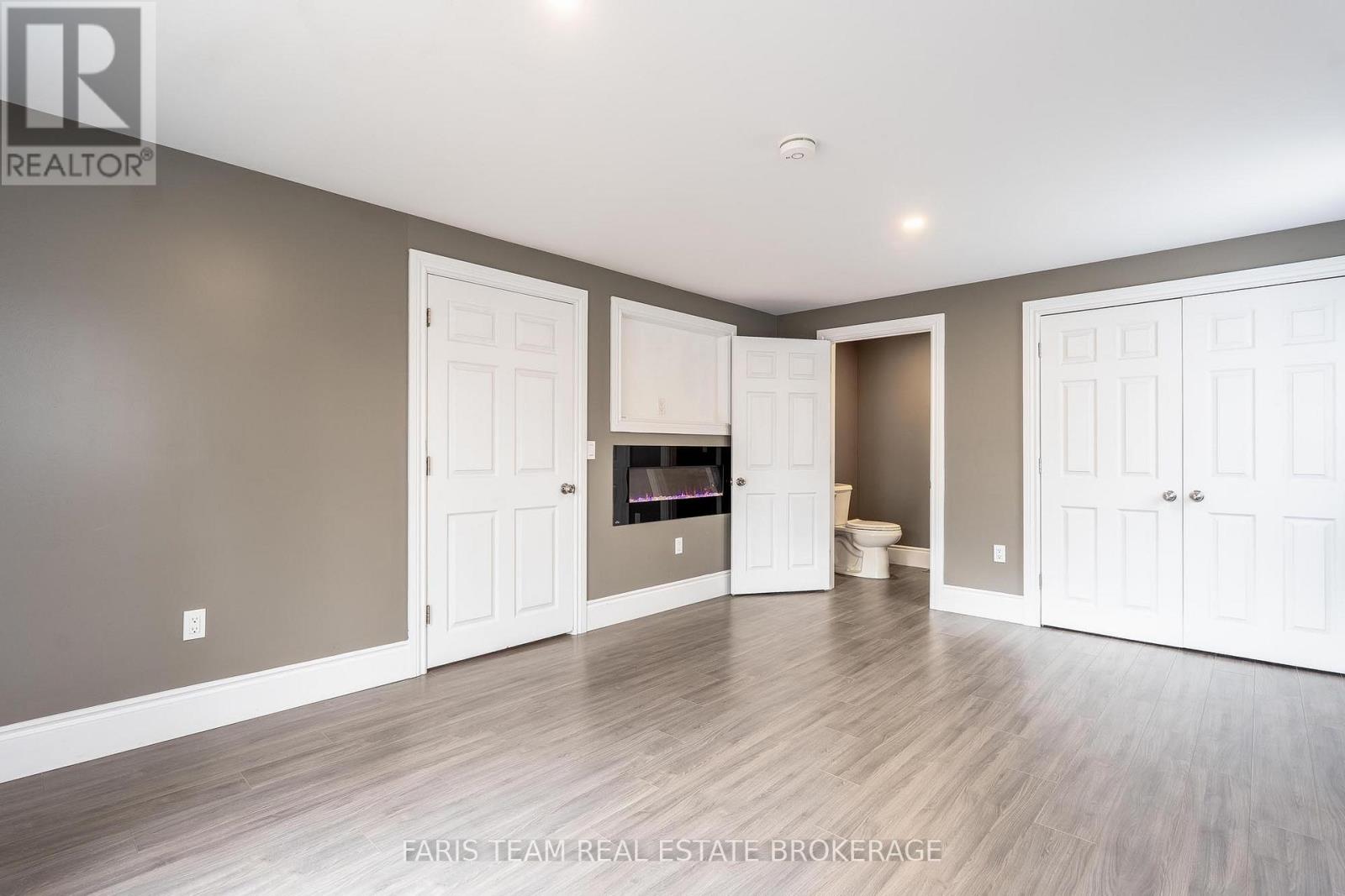 390 Gill Street, Orillia, Ontario  L3V 4K6 - Photo 12 - S12557852