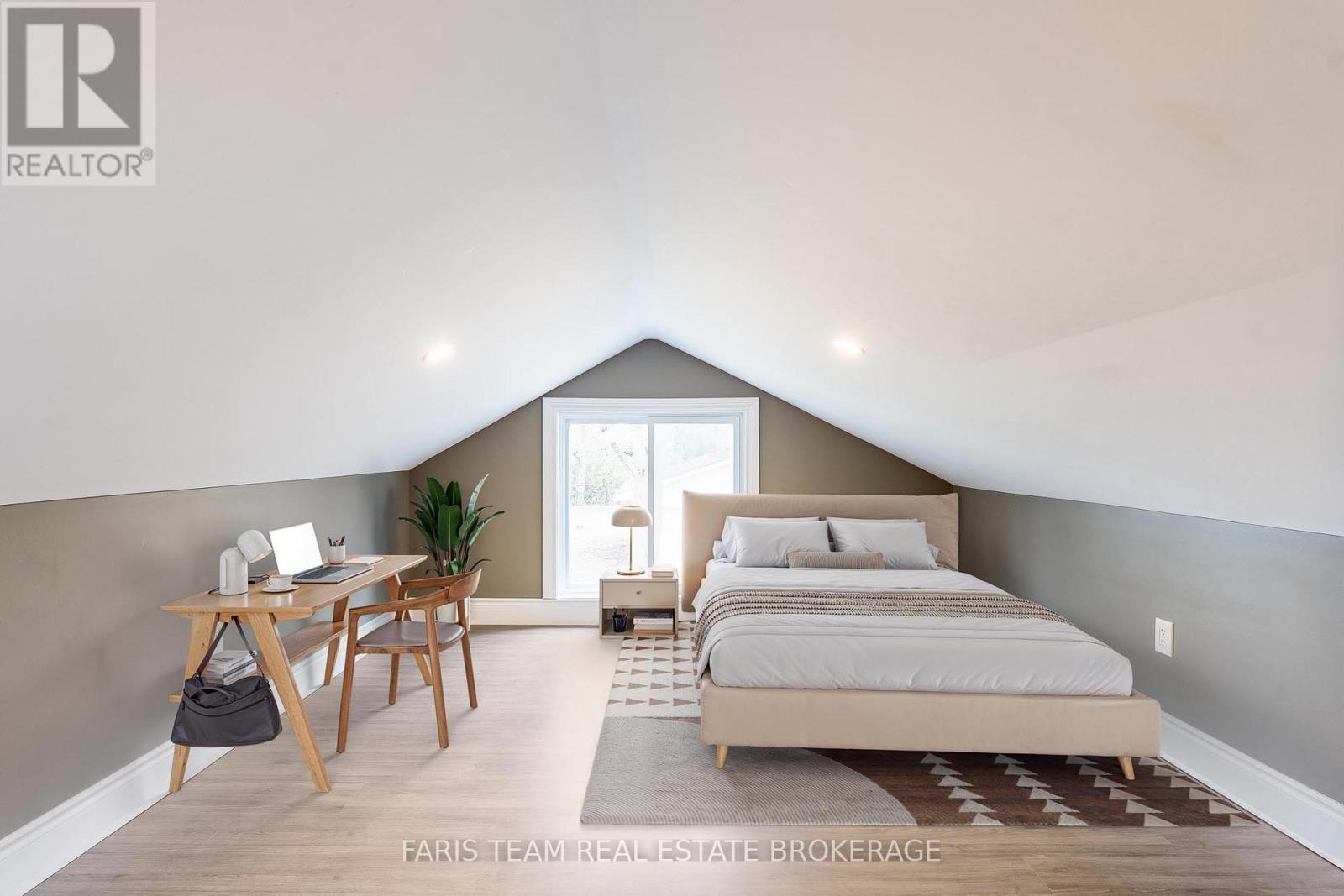 390 Gill Street, Orillia, Ontario  L3V 4K6 - Photo 18 - S12557852