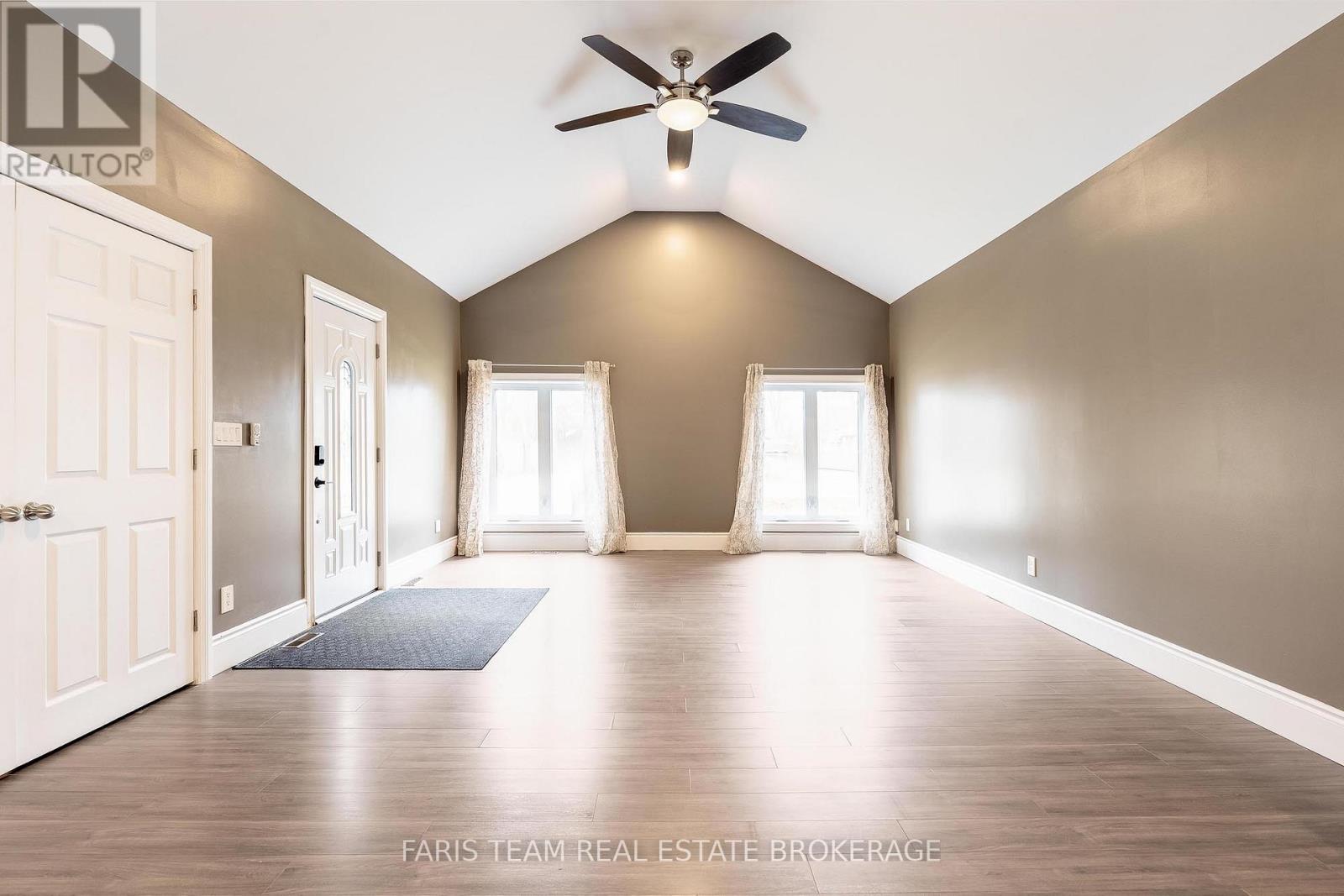 390 Gill Street, Orillia, Ontario  L3V 4K6 - Photo 8 - S12557852