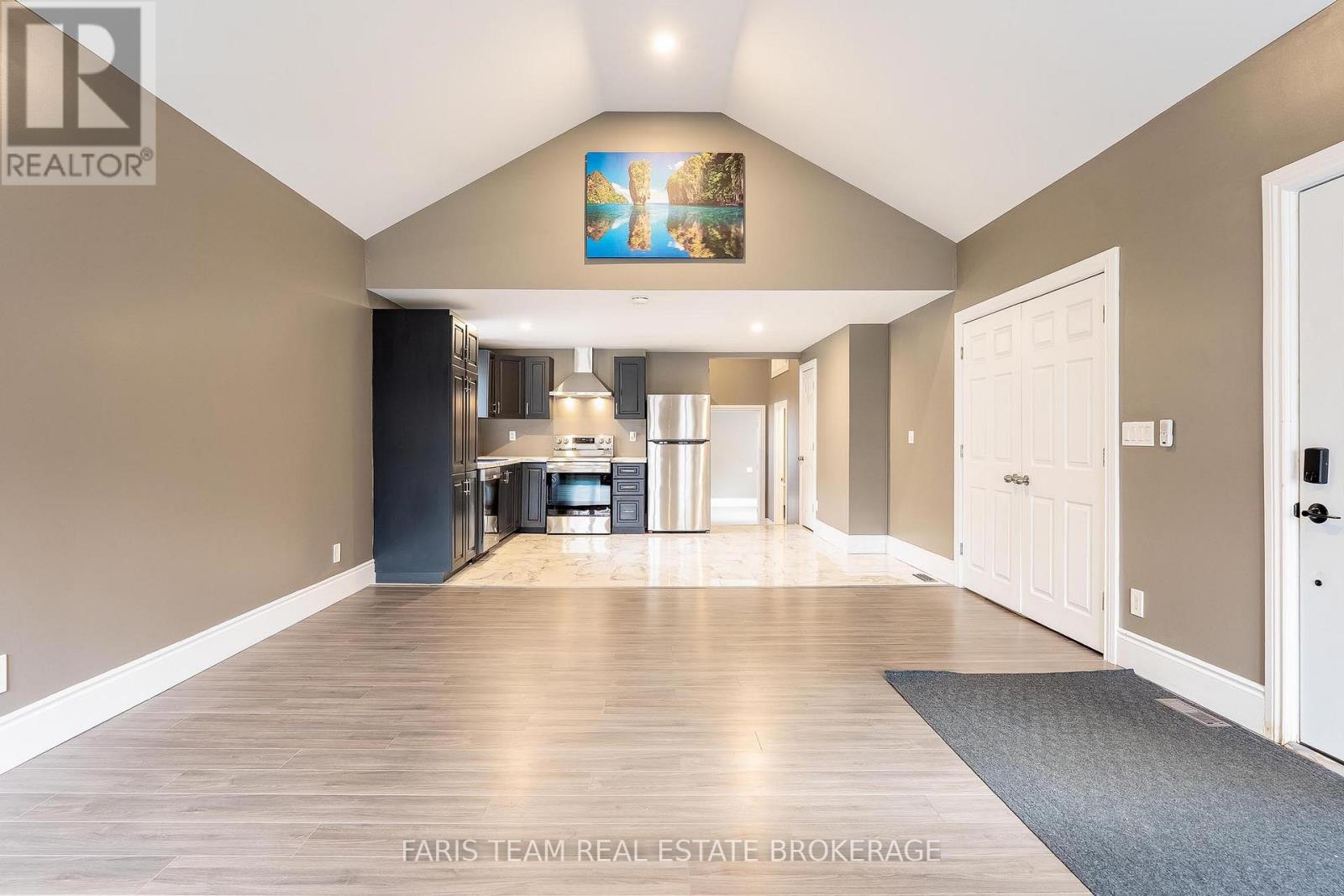 390 Gill Street, Orillia, Ontario  L3V 4K6 - Photo 9 - S12557852