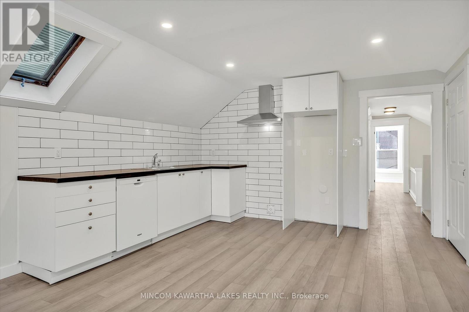 588 Wolfe Street, Peterborough, Ontario  K9J 2L8 - Photo 20 - X12558056