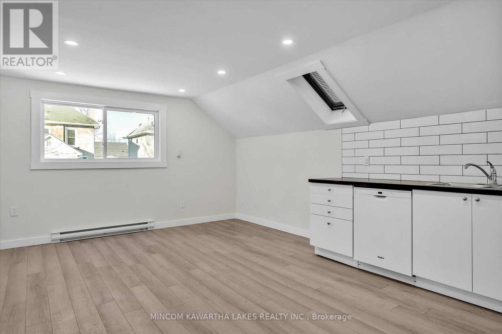 588 Wolfe Street, Peterborough, Ontario  K9J 2L8 - Photo 25 - X12558056