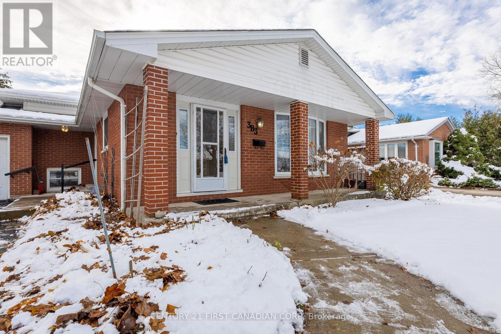 383 Magnolia Crescent, London East, Ontario  N5Y 4T1 - Photo 4 - X12557900