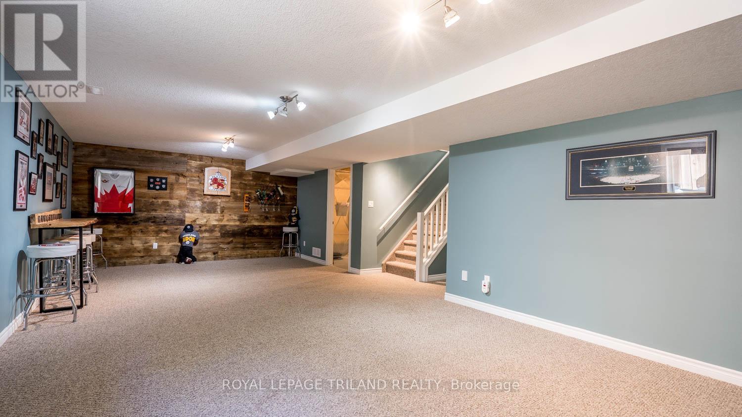 374 George Street, Central Elgin, Ontario N5L 1G4 - Photo 14 - X12557992