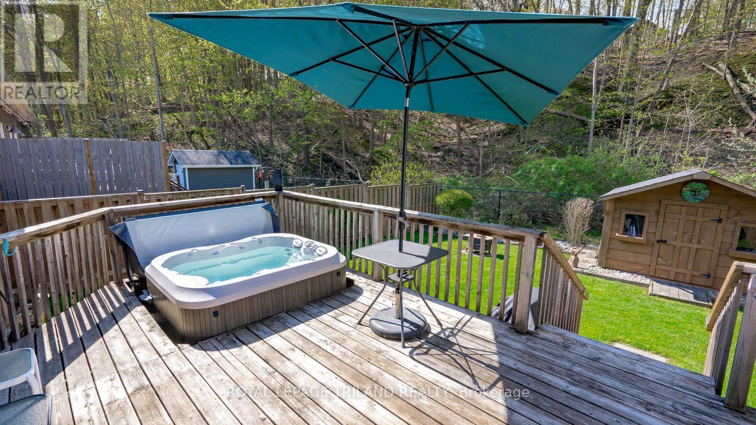 374 George Street, Central Elgin, Ontario N5L 1G4 - Photo 20 - X12557992