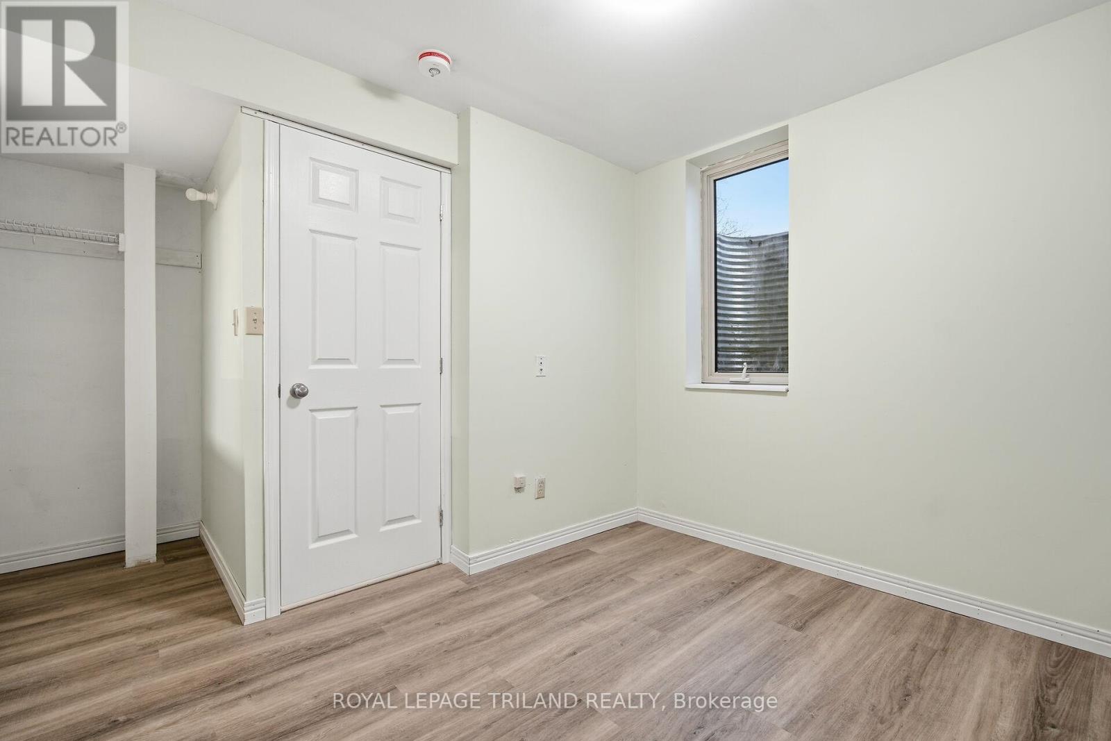 2 - 233 Centennial Avenue, St. Thomas, Ontario  N5R 5B4 - Photo 9 - X12558030