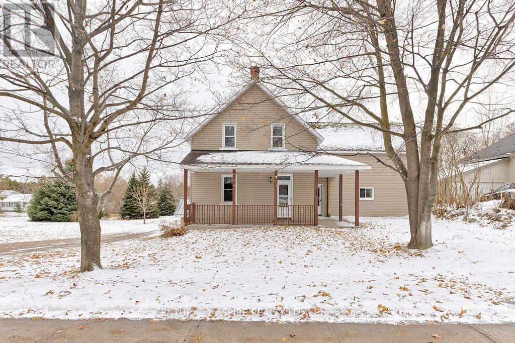 75 Bonnechere St Street E, Bonnechere Valley, Ontario  K0J 1T0 - Photo 1 - X12558118