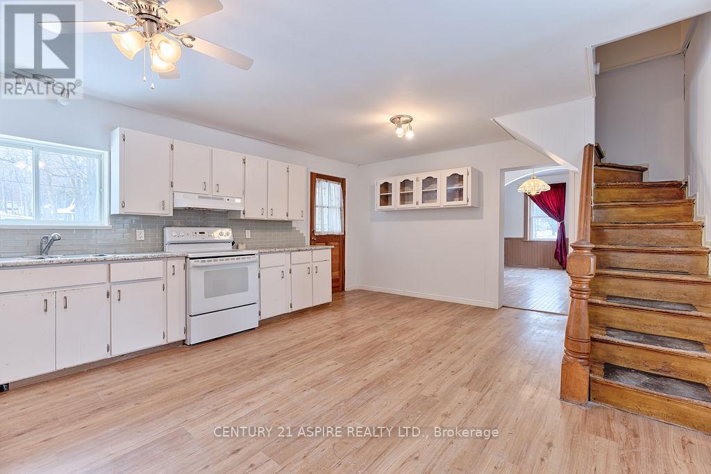 75 Bonnechere St Street E, Bonnechere Valley, Ontario  K0J 1T0 - Photo 11 - X12558118