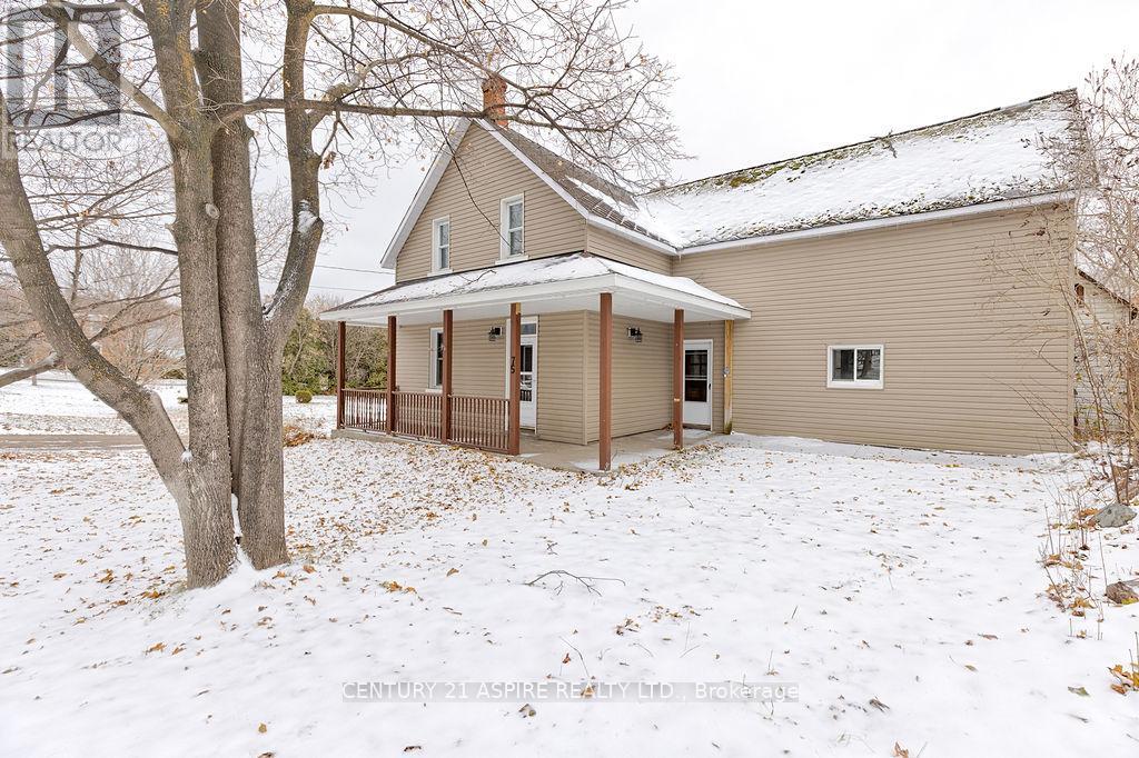 75 Bonnechere St Street E, Bonnechere Valley, Ontario  K0J 1T0 - Photo 2 - X12558118