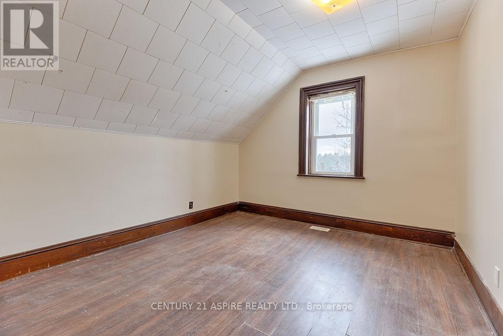 75 Bonnechere St Street E, Bonnechere Valley, Ontario  K0J 1T0 - Photo 24 - X12558118