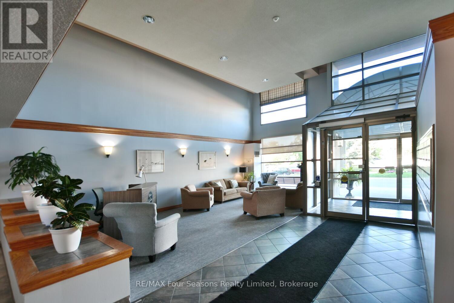 505 - 172 Eighth Street, Collingwood, Ontario  L9Y 4T2 - Photo 31 - S12451550