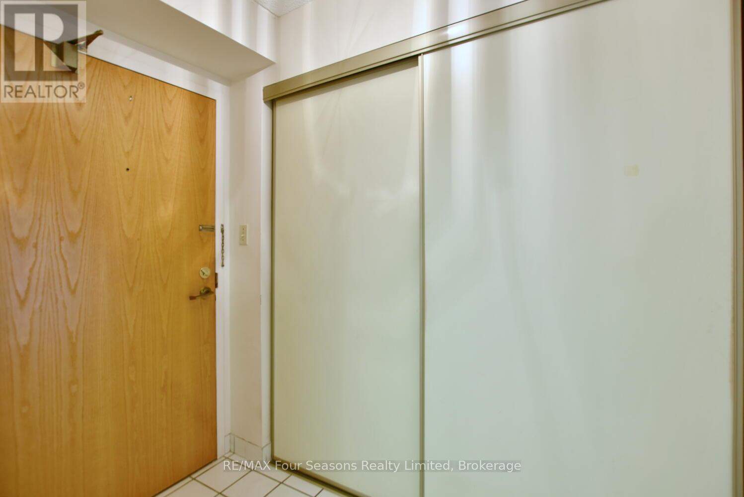 505 - 172 Eighth Street, Collingwood, Ontario  L9Y 4T2 - Photo 8 - S12451550