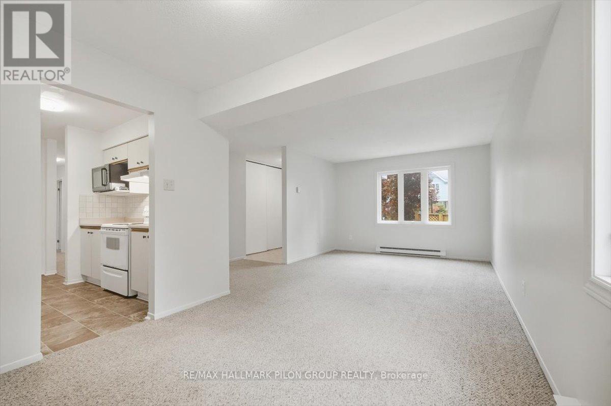 A - 85 Findlay Avenue, Carleton Place, Ontario  K7C 4G7 - Photo 6 - X12557896