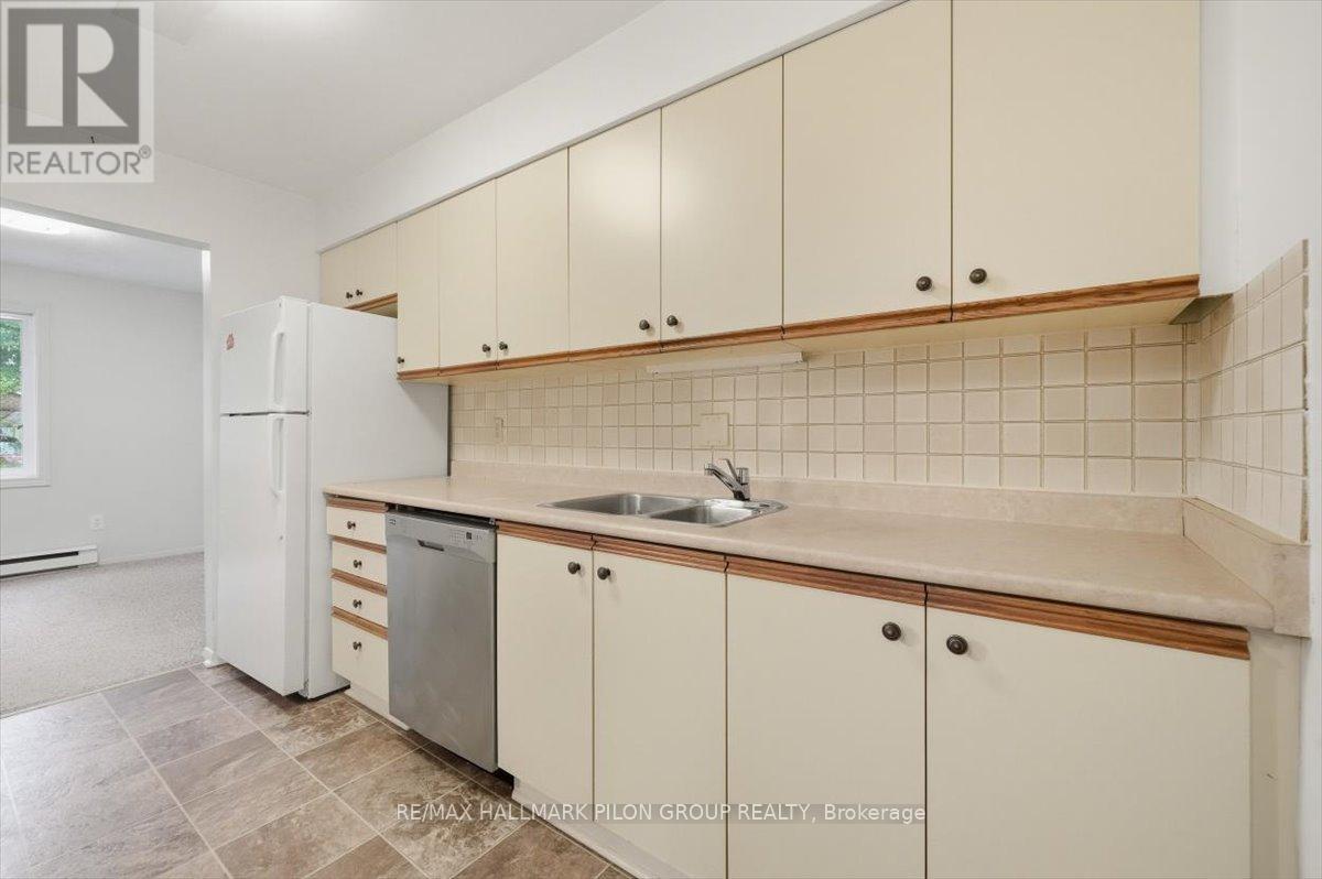 A - 85 Findlay Avenue, Carleton Place, Ontario  K7C 4G7 - Photo 9 - X12557896