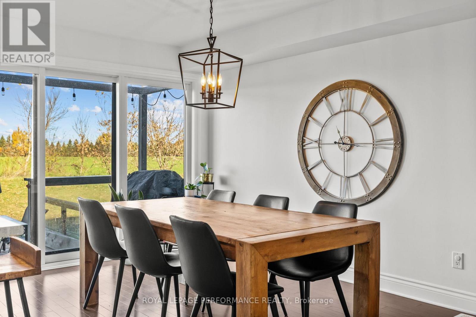 279 Belfort Street, Russell, Ontario  K0A 1W0 - Photo 13 - X12557942