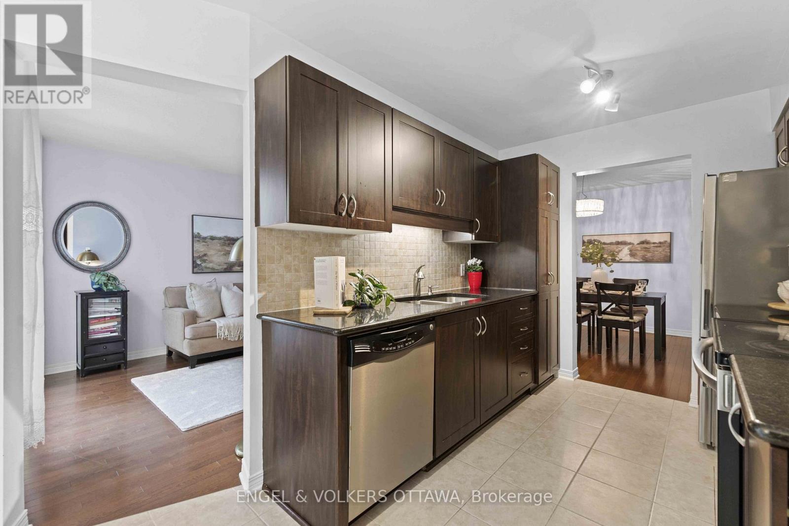 21 Kimberwick Crescent, Ottawa, Ontario  K1V 1K6 - Photo 10 - X12557970