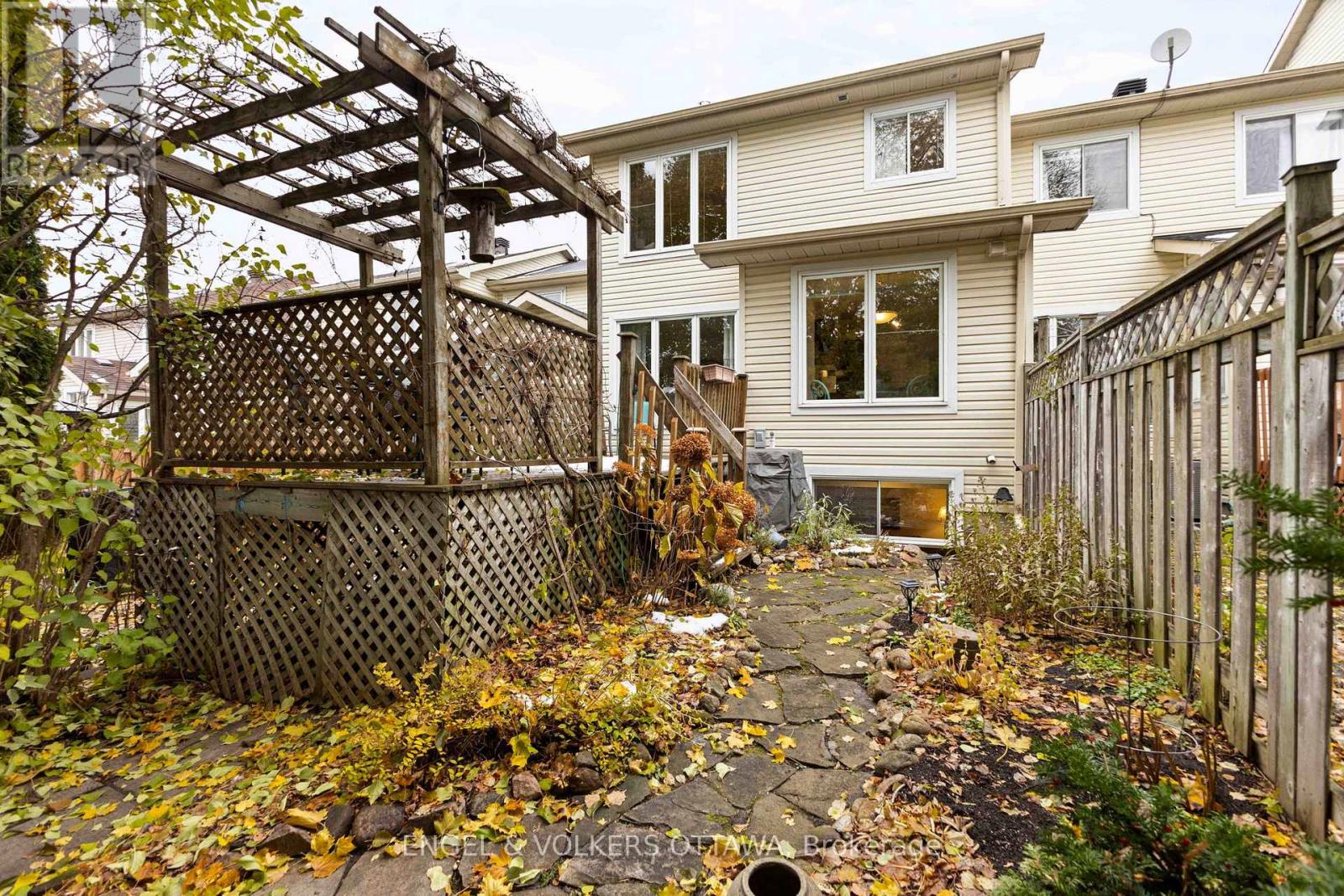 21 Kimberwick Crescent, Ottawa, Ontario  K1V 1K6 - Photo 33 - X12557970