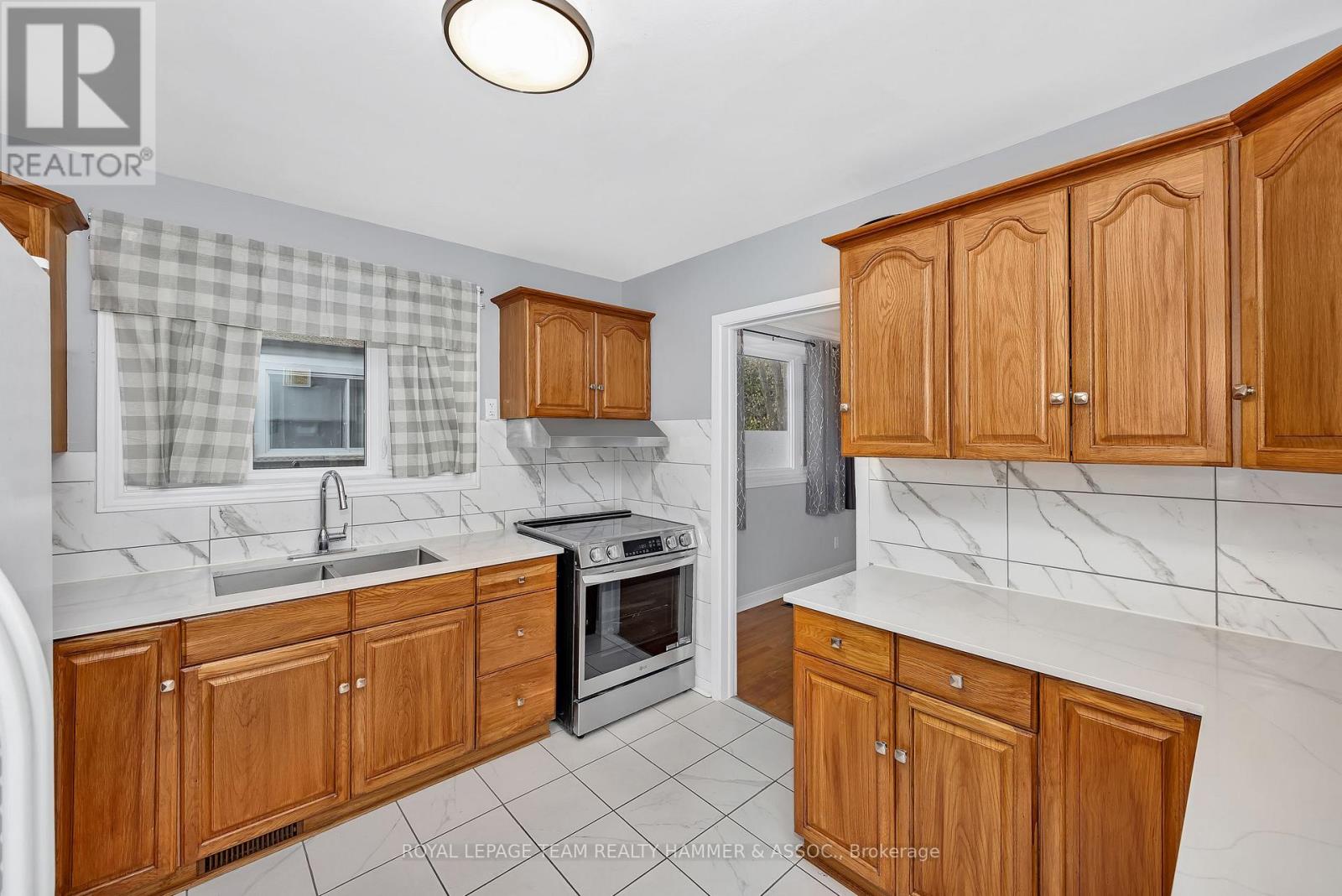 345 Poulin Avenue, Ottawa, Ontario  K2B 5T9 - Photo 11 - X12558016