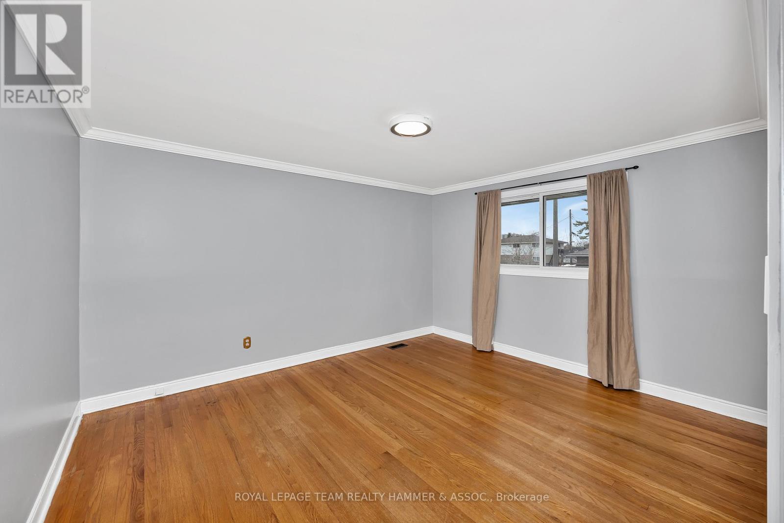 345 Poulin Avenue, Ottawa, Ontario  K2B 5T9 - Photo 21 - X12558016