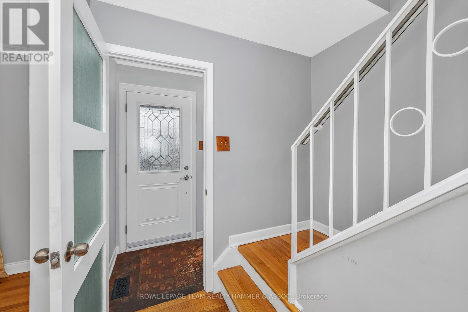 345 Poulin Avenue, Ottawa, Ontario  K2B 5T9 - Photo 3 - X12558016