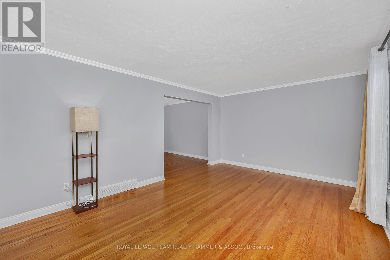 345 Poulin Avenue, Ottawa, Ontario  K2B 5T9 - Photo 7 - X12558016