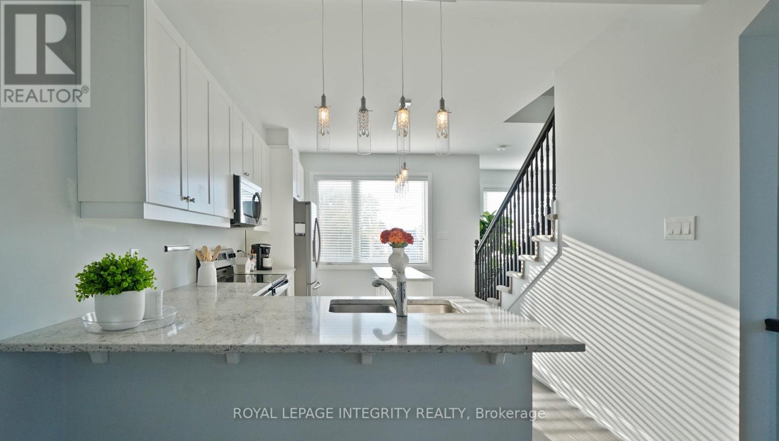 184 Pictou Crescent, Ottawa, Ontario  K2V 0R2 - Photo 19 - X12558124