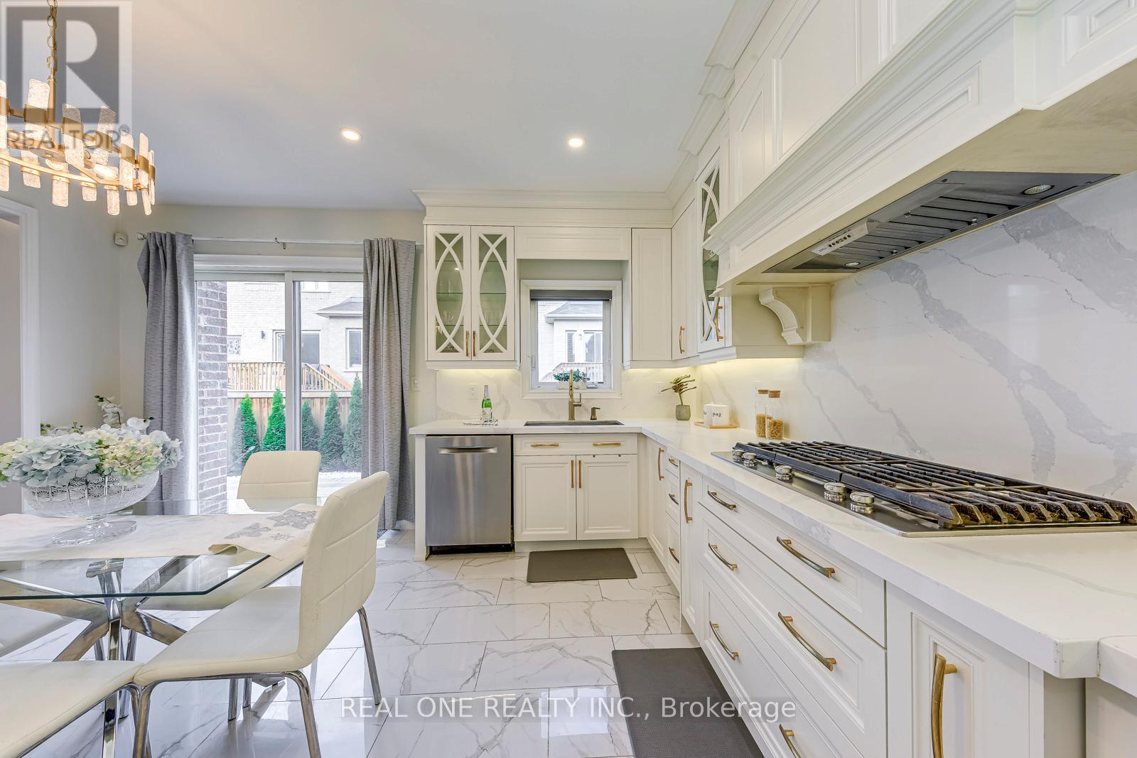 463 Grindstone Trail, Oakville, Ontario  L6H 7H5 - Photo 16 - W12557798