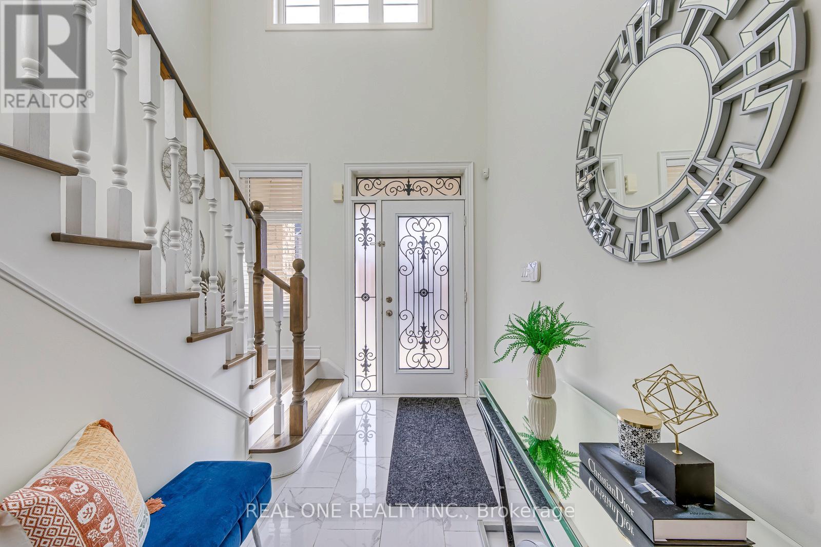 463 Grindstone Trail, Oakville, Ontario  L6H 7H5 - Photo 4 - W12557798